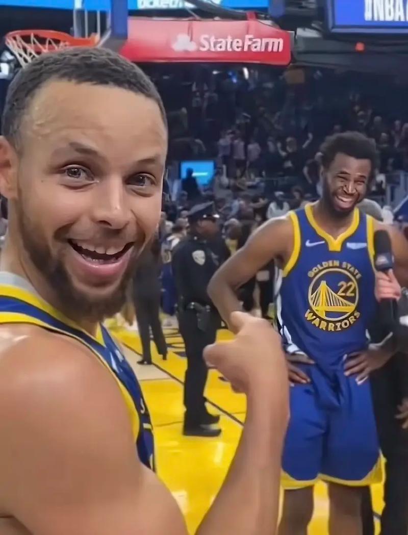 迪力穆拉提：我们捍卫了主场，感谢球迷们的支持（迪力穆拉提：主场告捷，感谢球迷力挺）