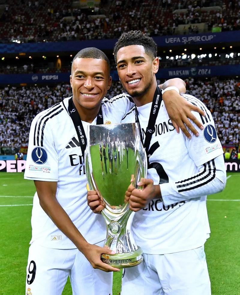 惨不忍睹，伊沃比晒尼日利亚队下榻酒店的窗外风景